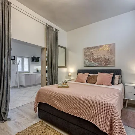 Riva Apartment