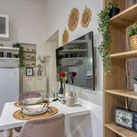 Apartment Riva *