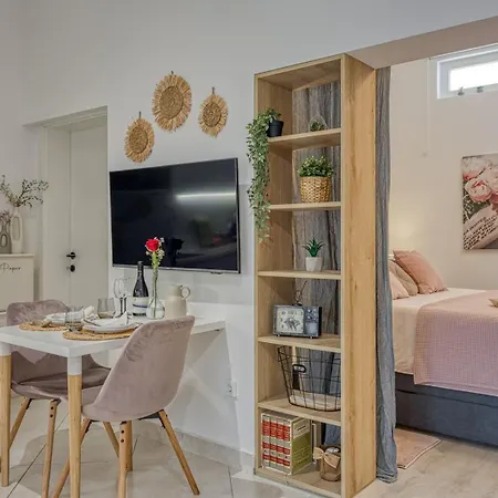 Riva Apartment