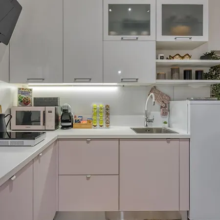 Apartment Riva *